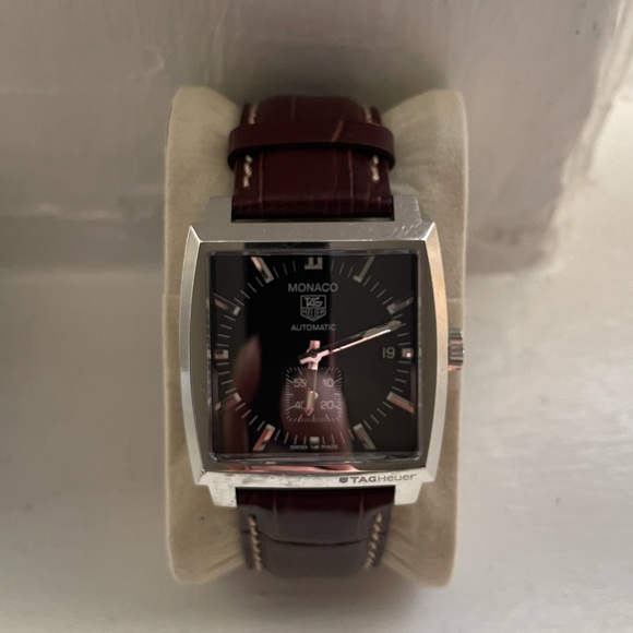 *SOLD* Tag Heuer Monaco Automatic + 3 straps - Picture 17 of 17